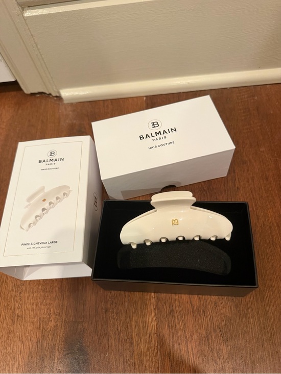 Balmain Cream Acrylic Hair Claw Clip with Gold Logo